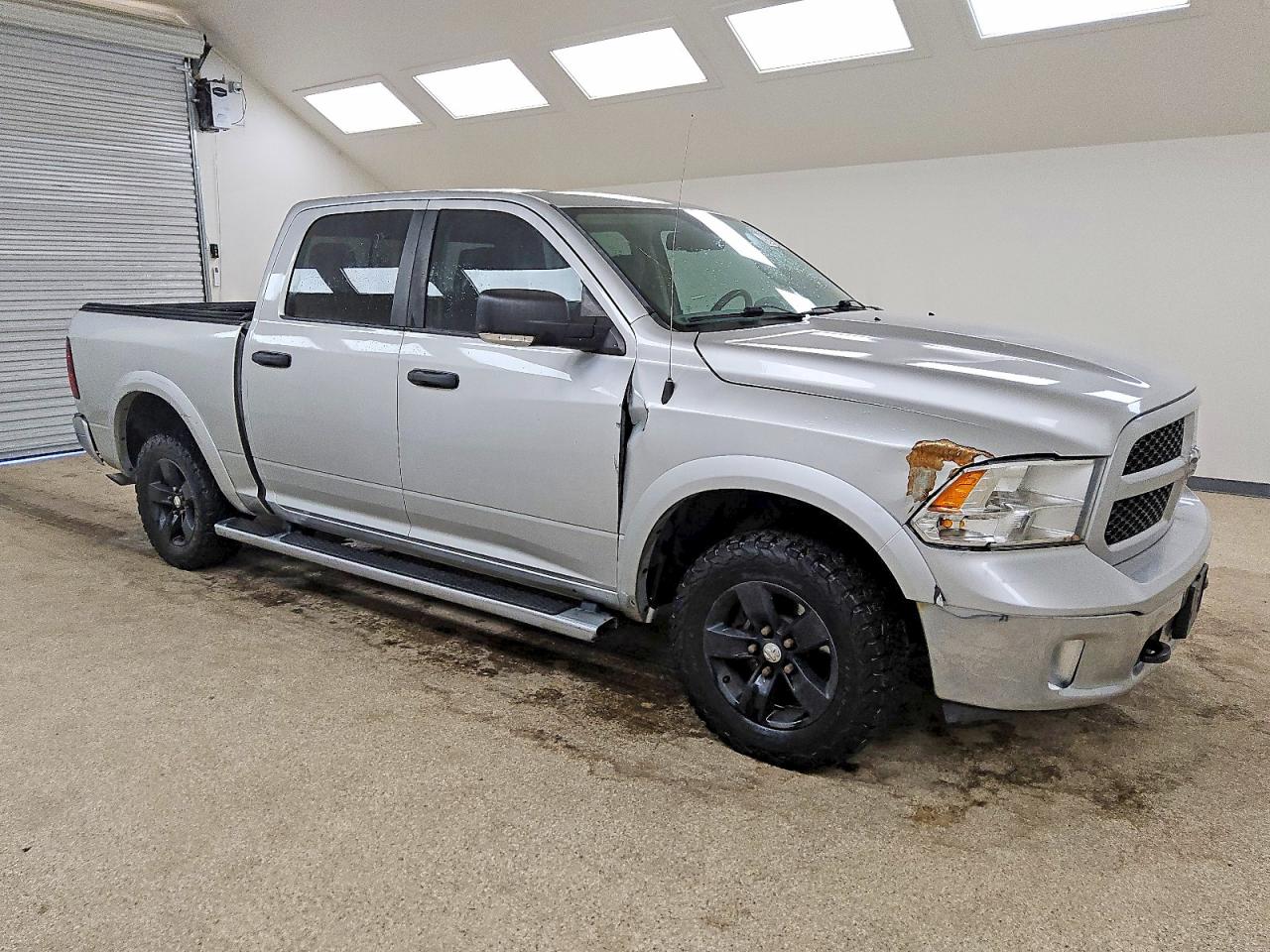 2016 RAM 1500 SLT photo 7