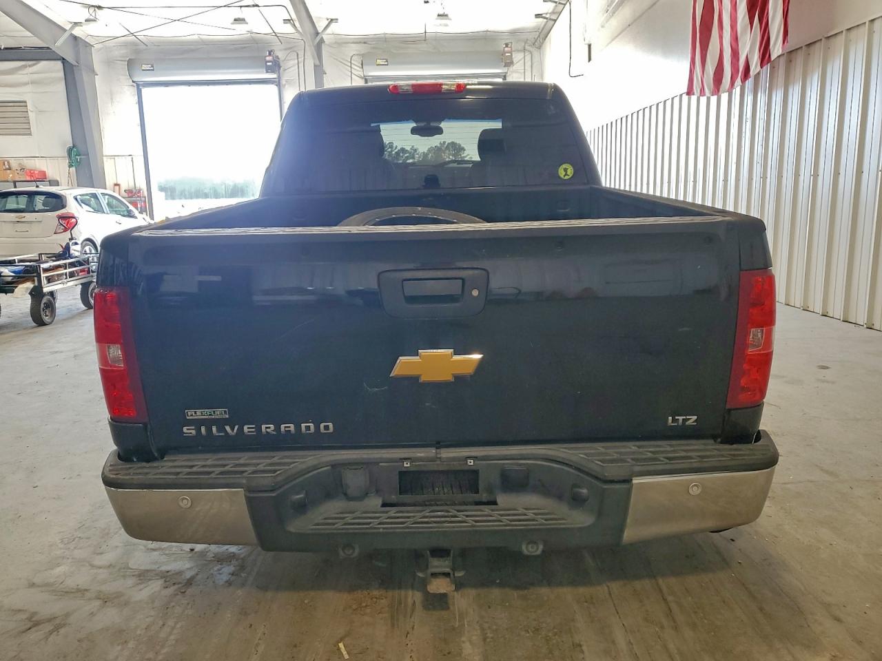 2010 CHEVROLET SILVERADO K1500 LTZ photo 6