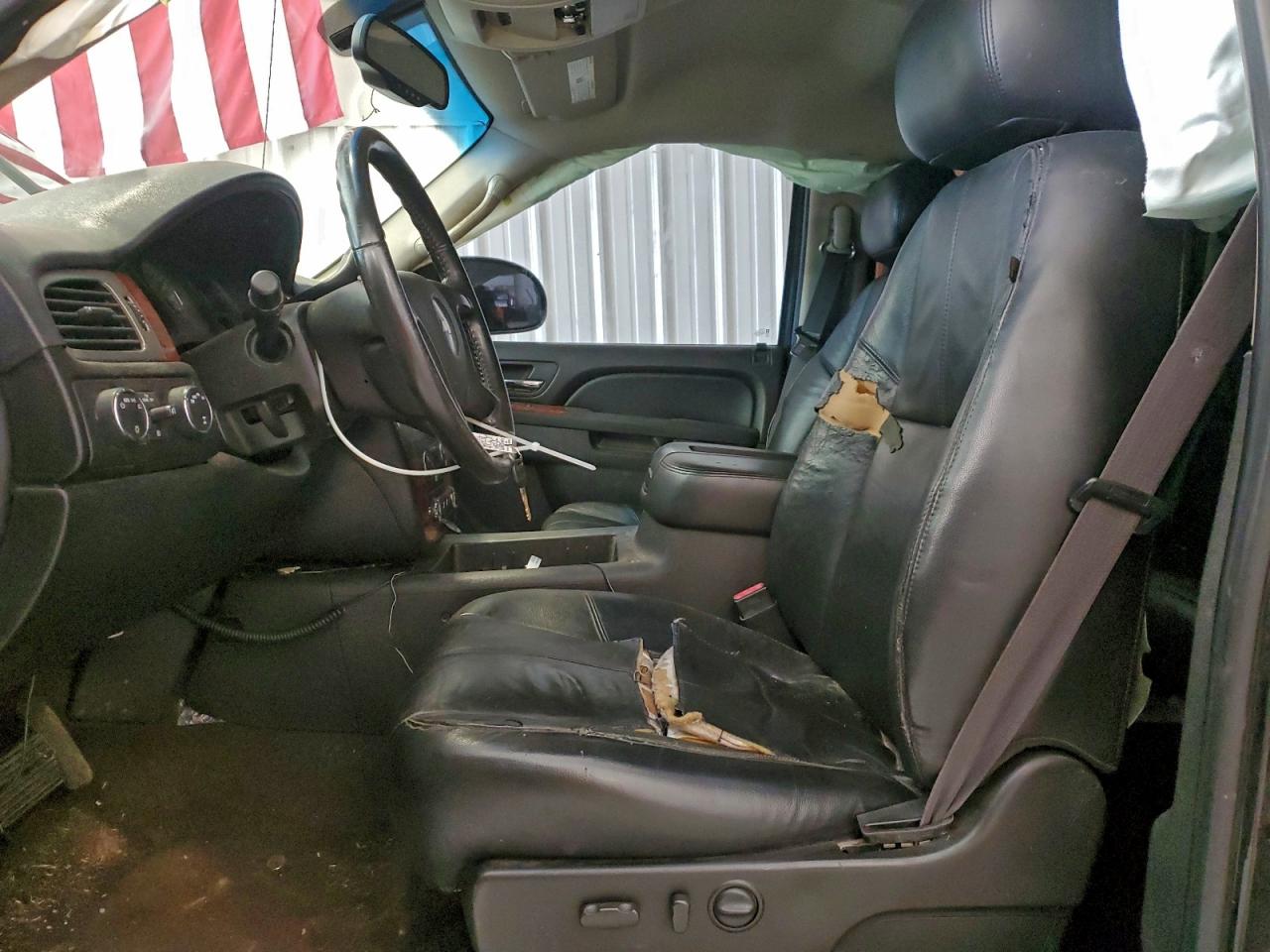 2010 CHEVROLET SILVERADO K1500 LTZ photo 7