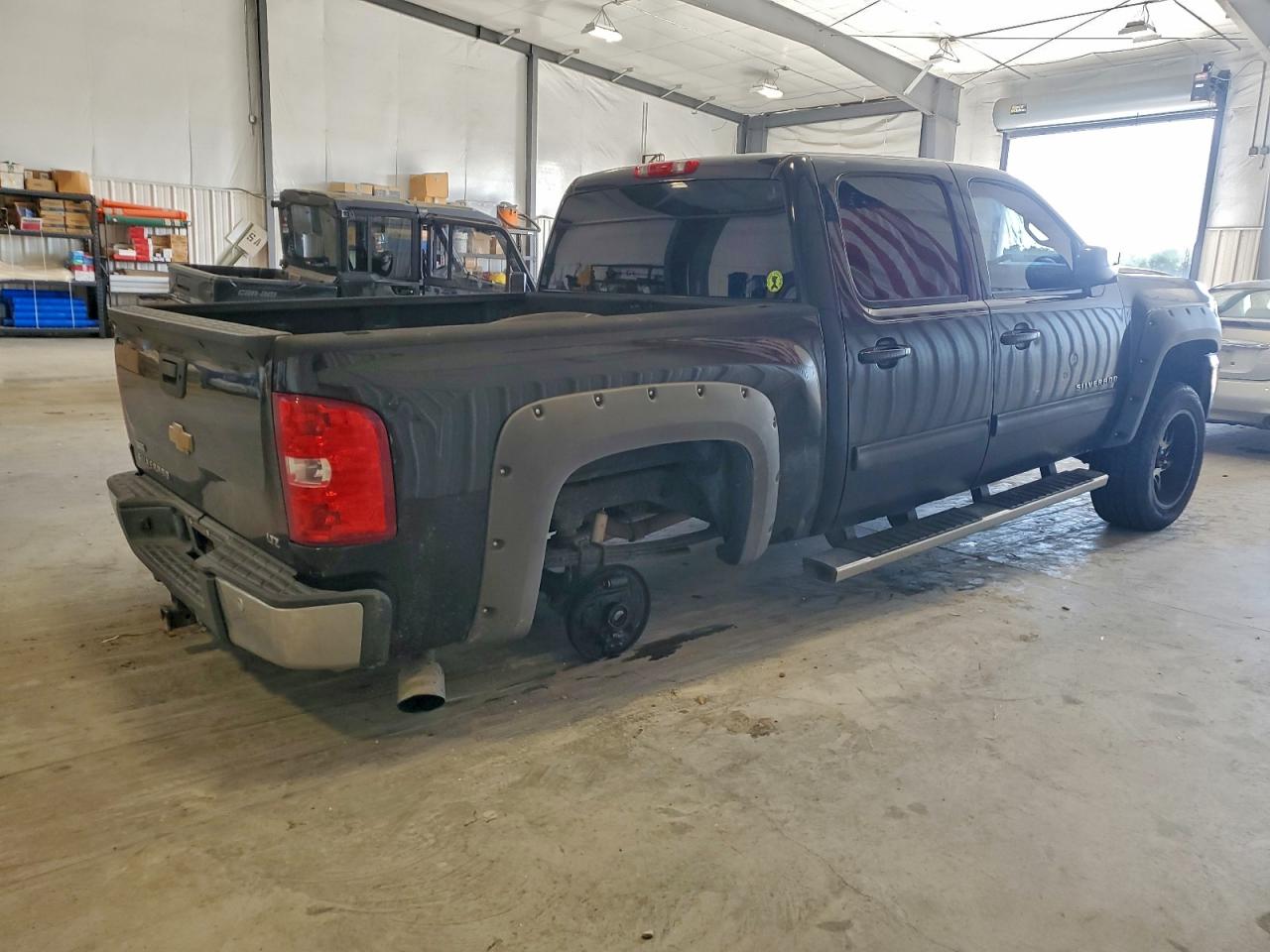 2010 CHEVROLET SILVERADO K1500 LTZ photo 3