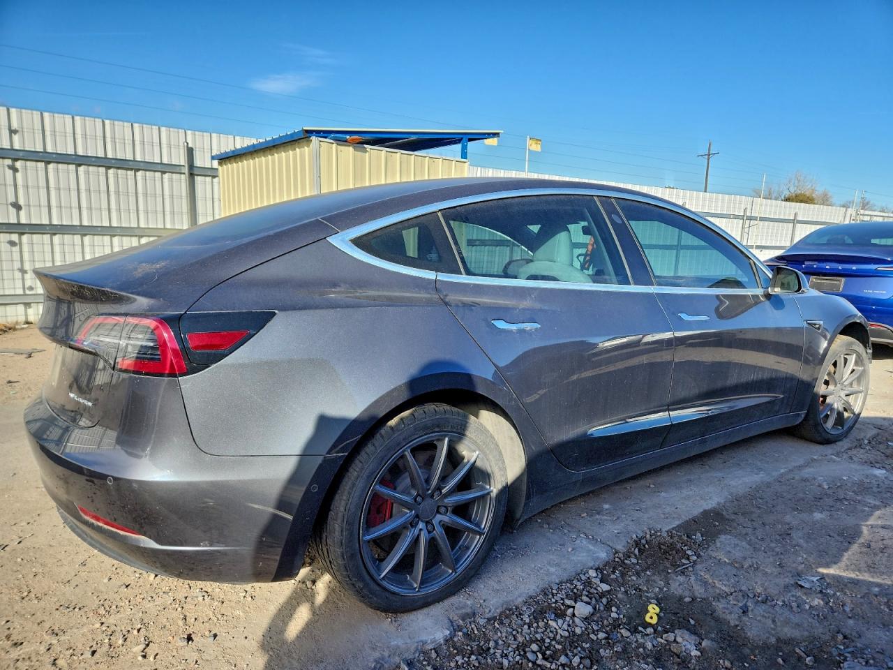 2018 TESLA MODEL 3 photo 3