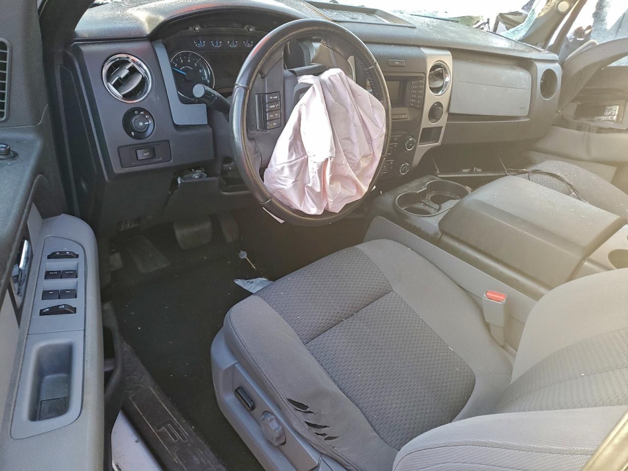 2013 FORD F150 SUPERCREW photo 8