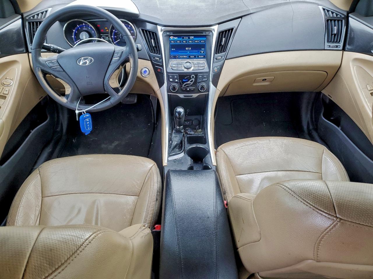 2013 HYUNDAI SONATA SE photo 8