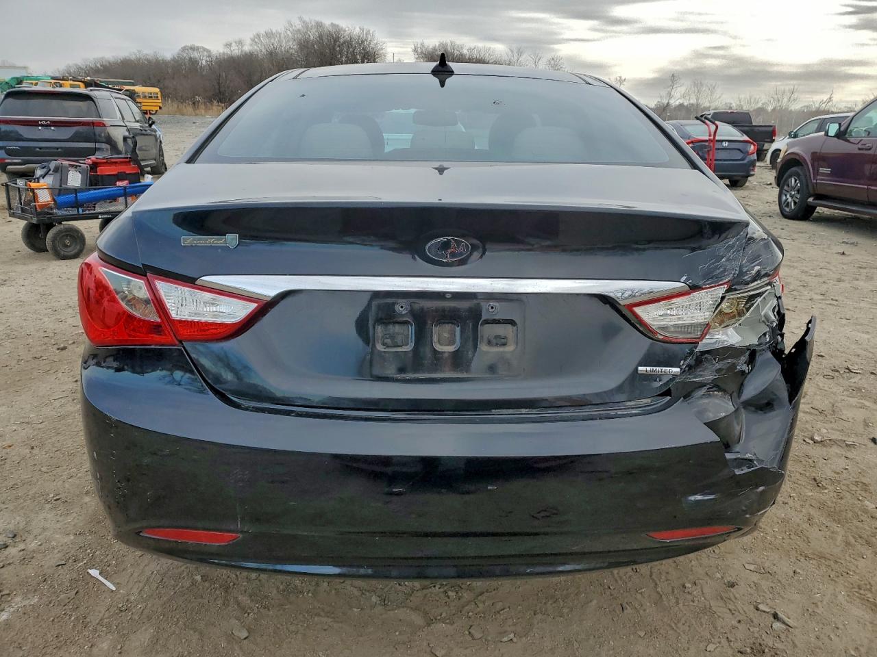 2013 HYUNDAI SONATA SE photo 6