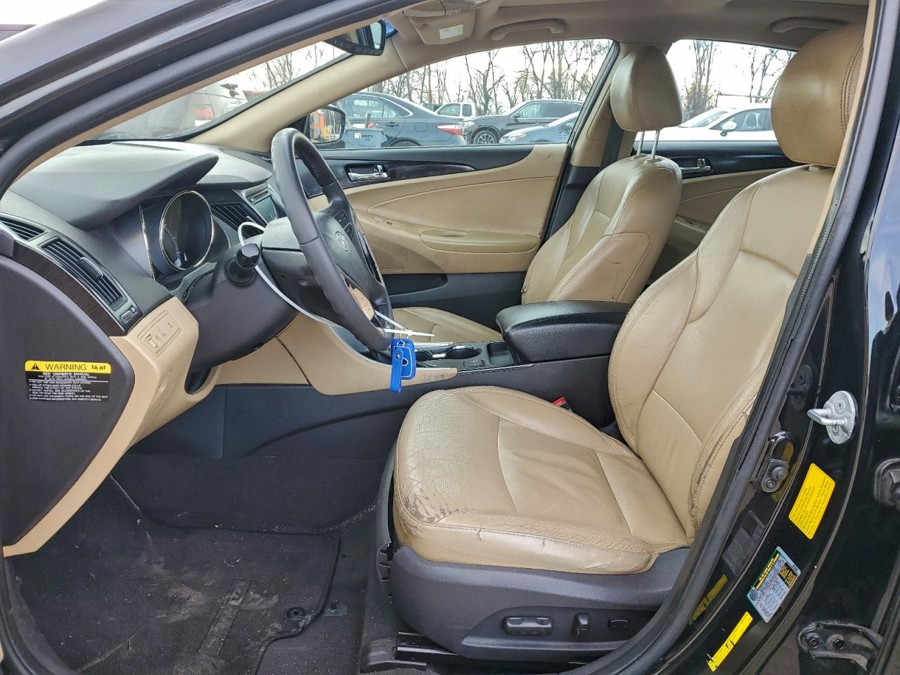 2013 HYUNDAI SONATA SE photo 7