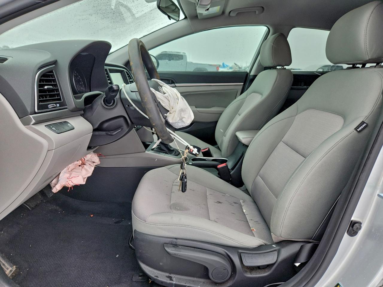 2017 HYUNDAI ELANTRA SE photo 19