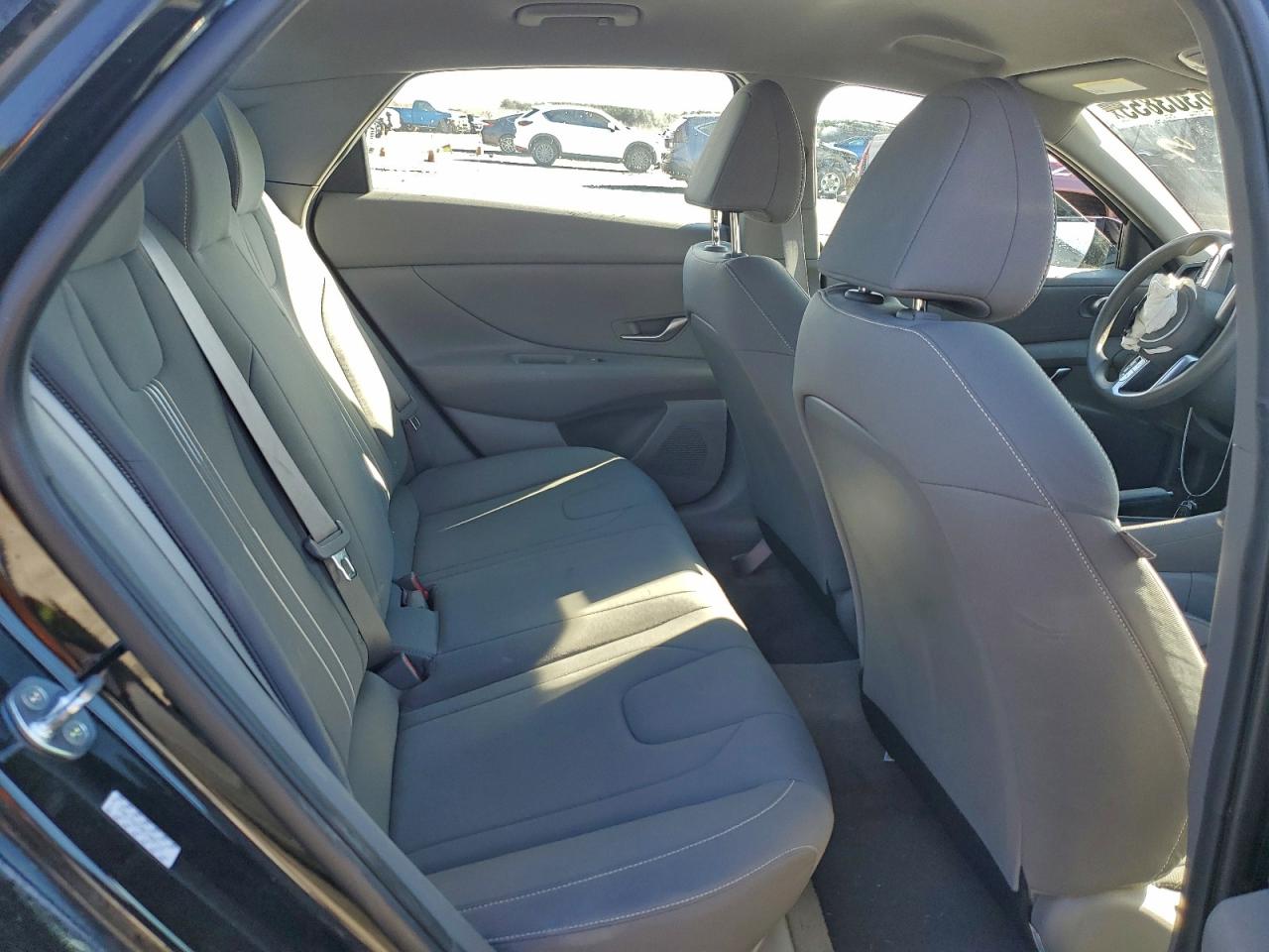 2023 HYUNDAI ELANTRA SEL photo 10