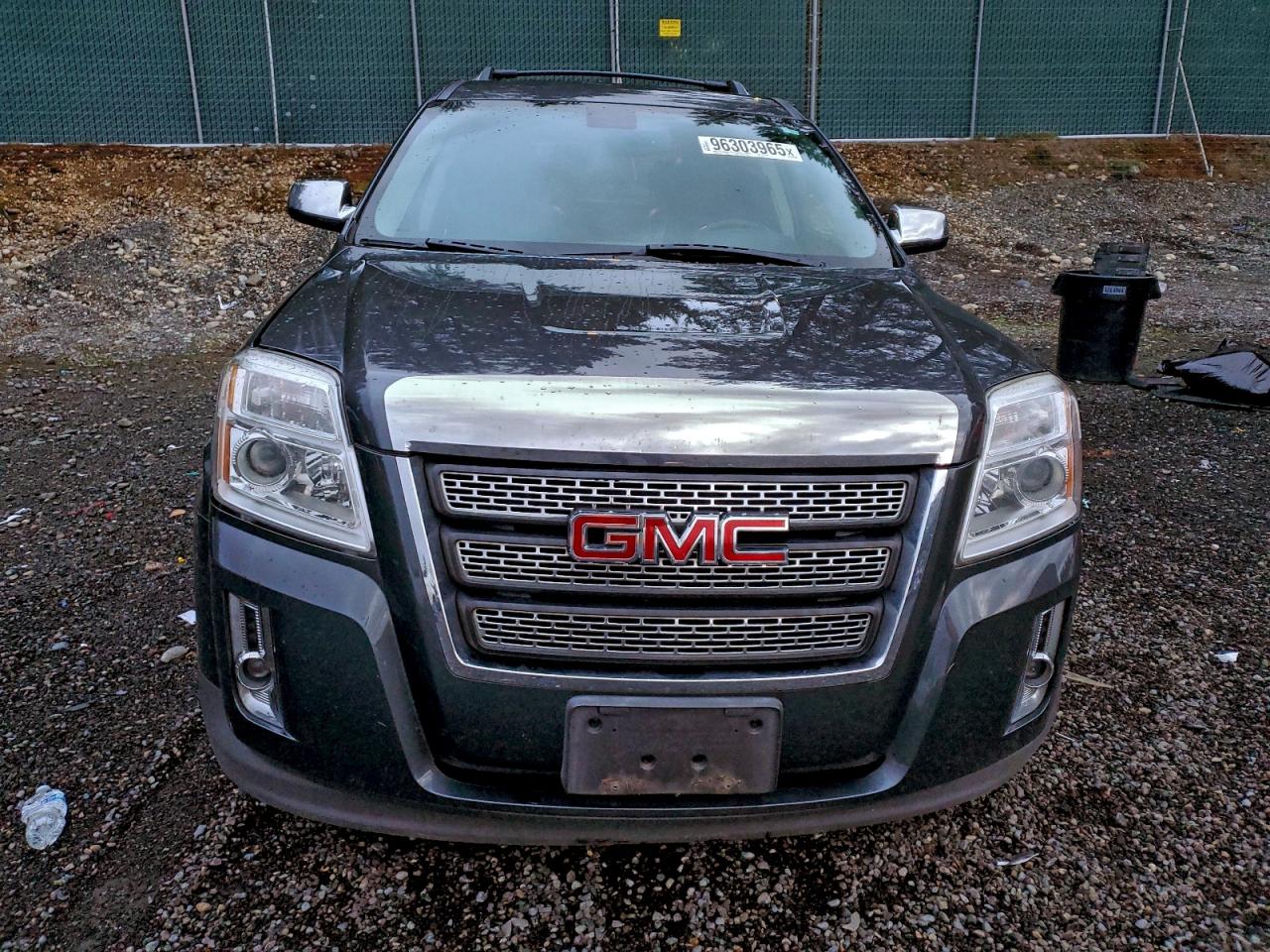 2011 GMC TERRAIN SLT photo 5