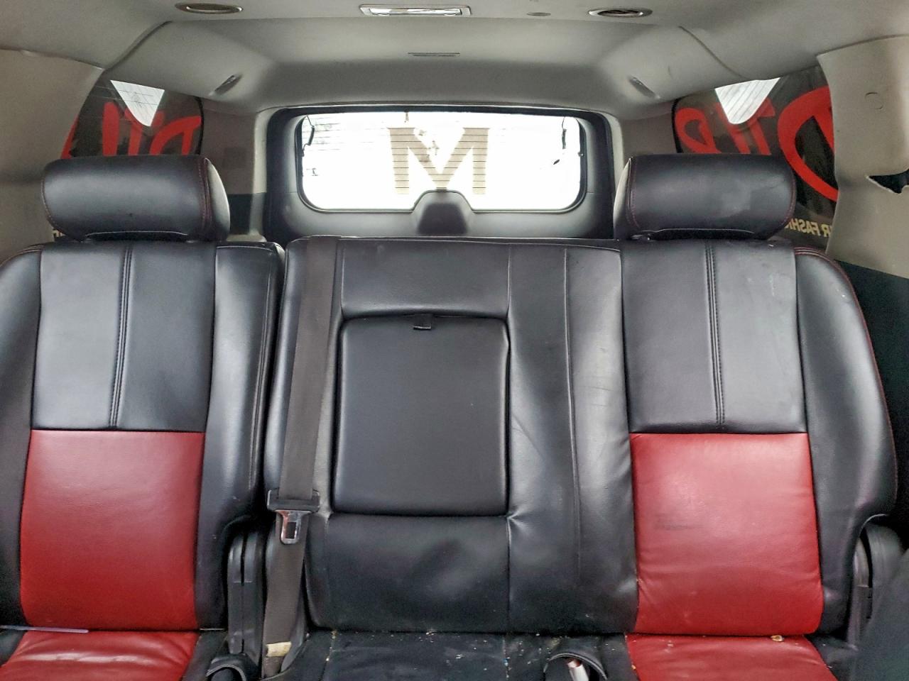 2010 CHEVROLET SUBURBAN K1500 LT photo 10