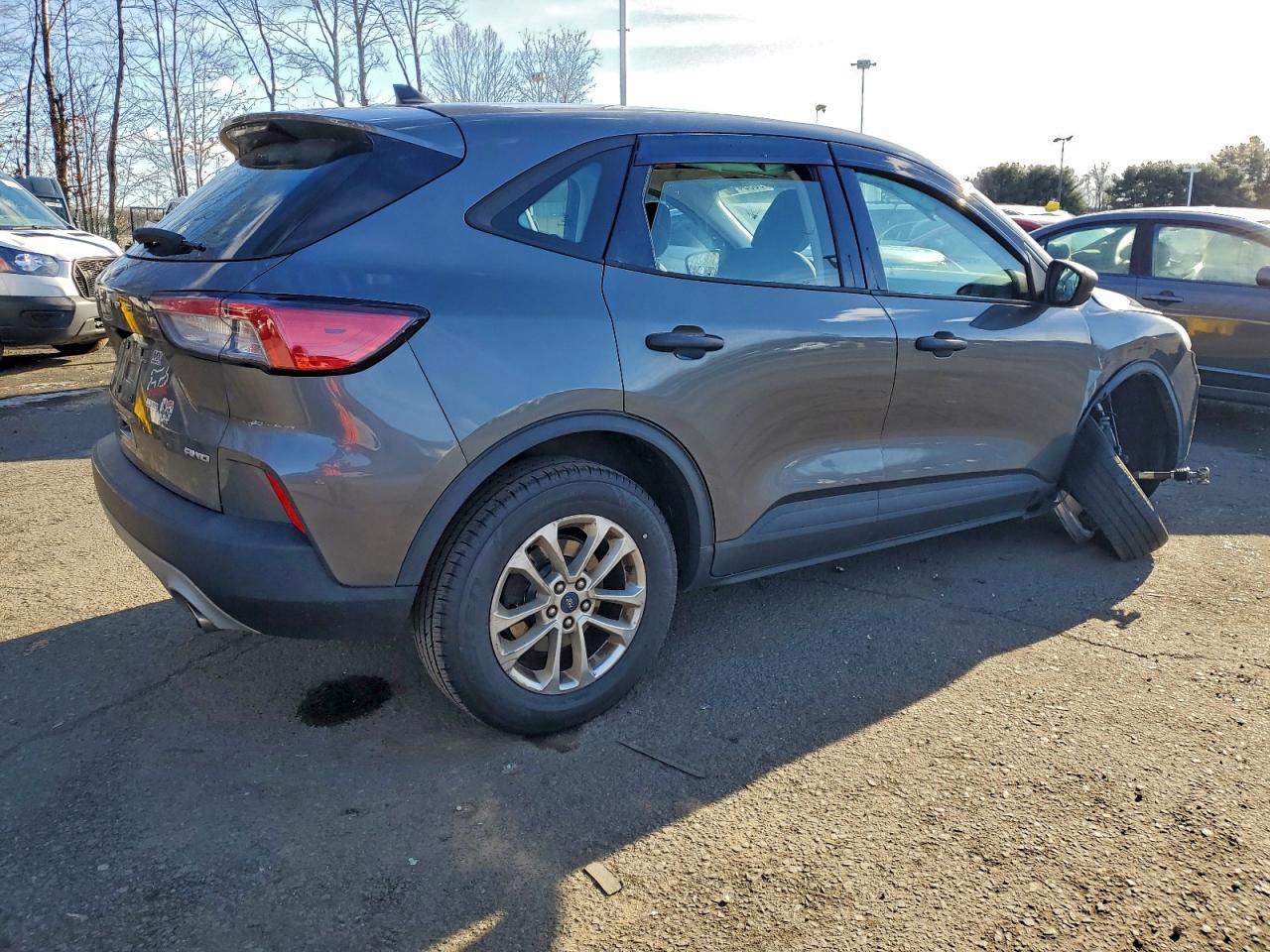 2022 FORD ESCAPE S photo 3