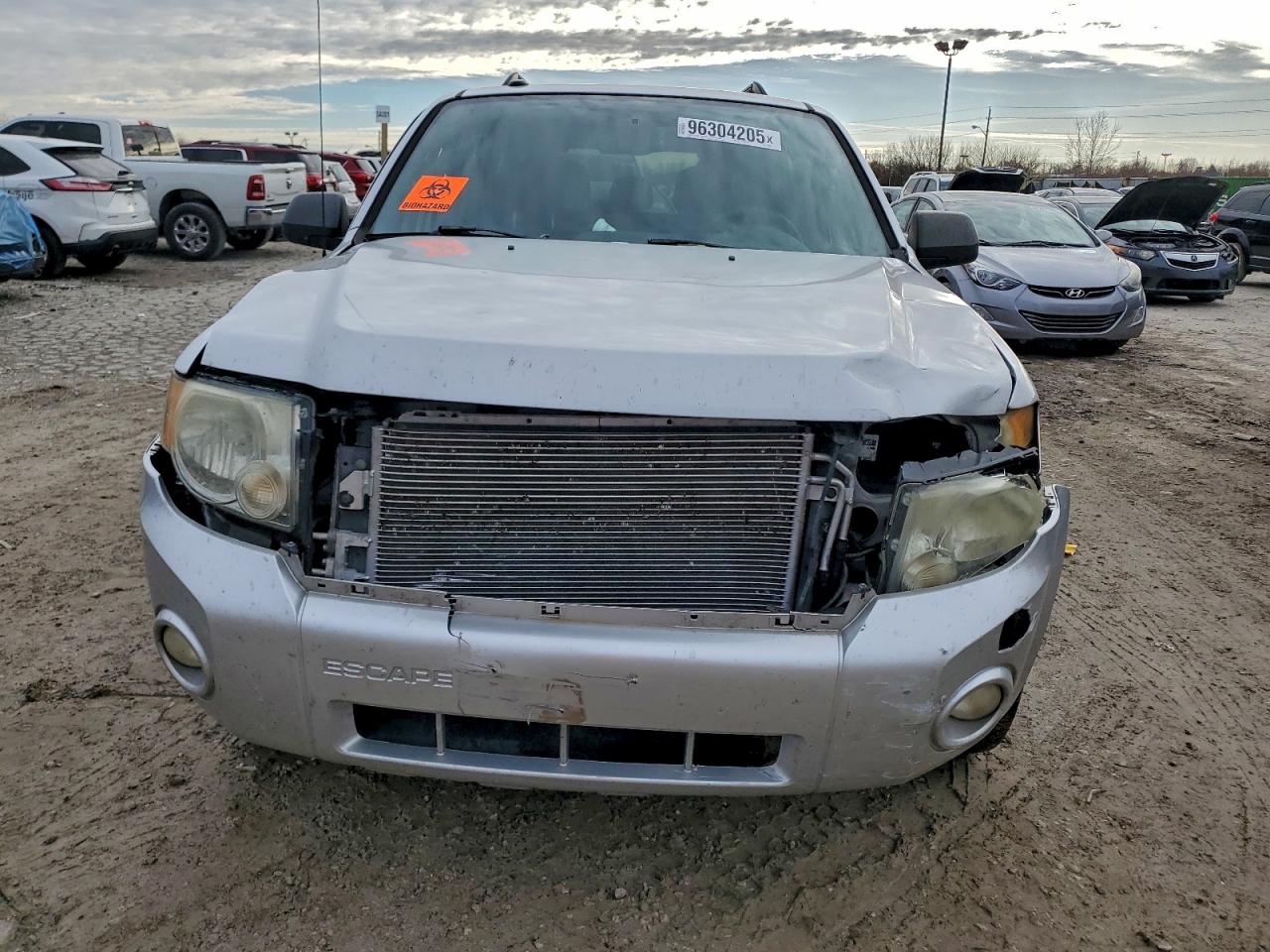 2012 FORD ESCAPE XLT photo 5