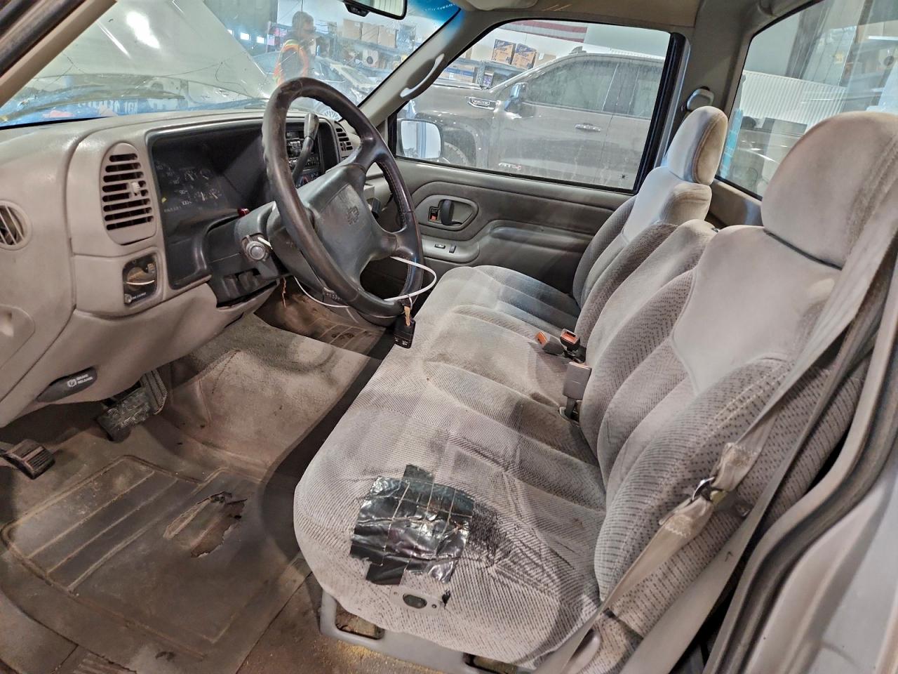 1996 CHEVROLET GMT-400 C2500 photo 7