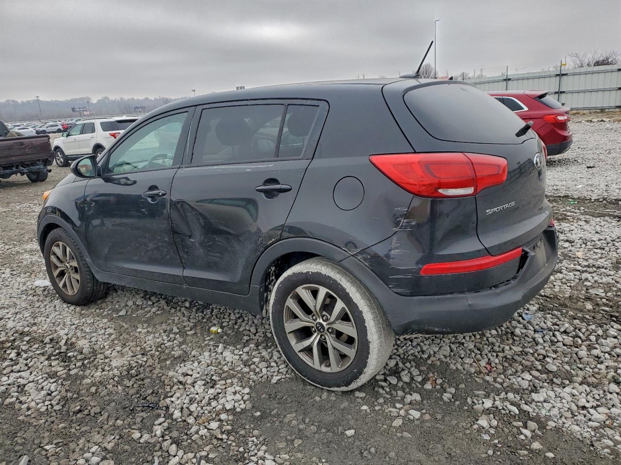 2016 KIA SPORTAGE LX photo 2
