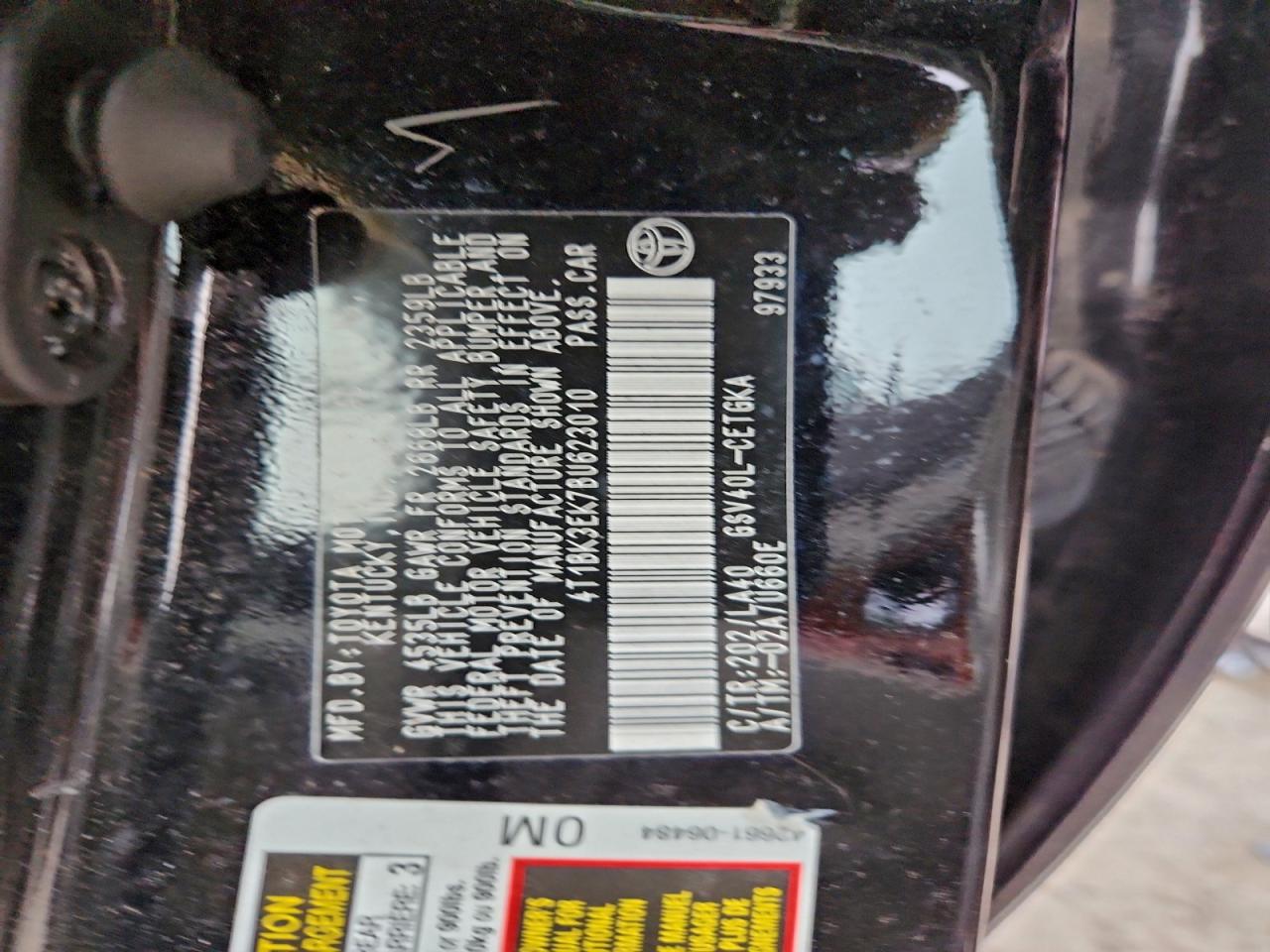 2011 TOYOTA CAMRY SE photo 12