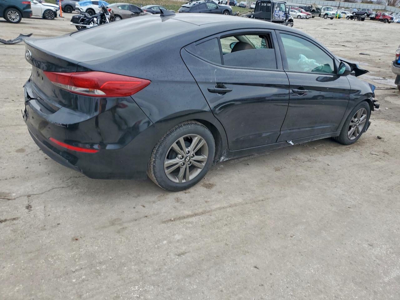 2017 HYUNDAI ELANTRA SE photo 3