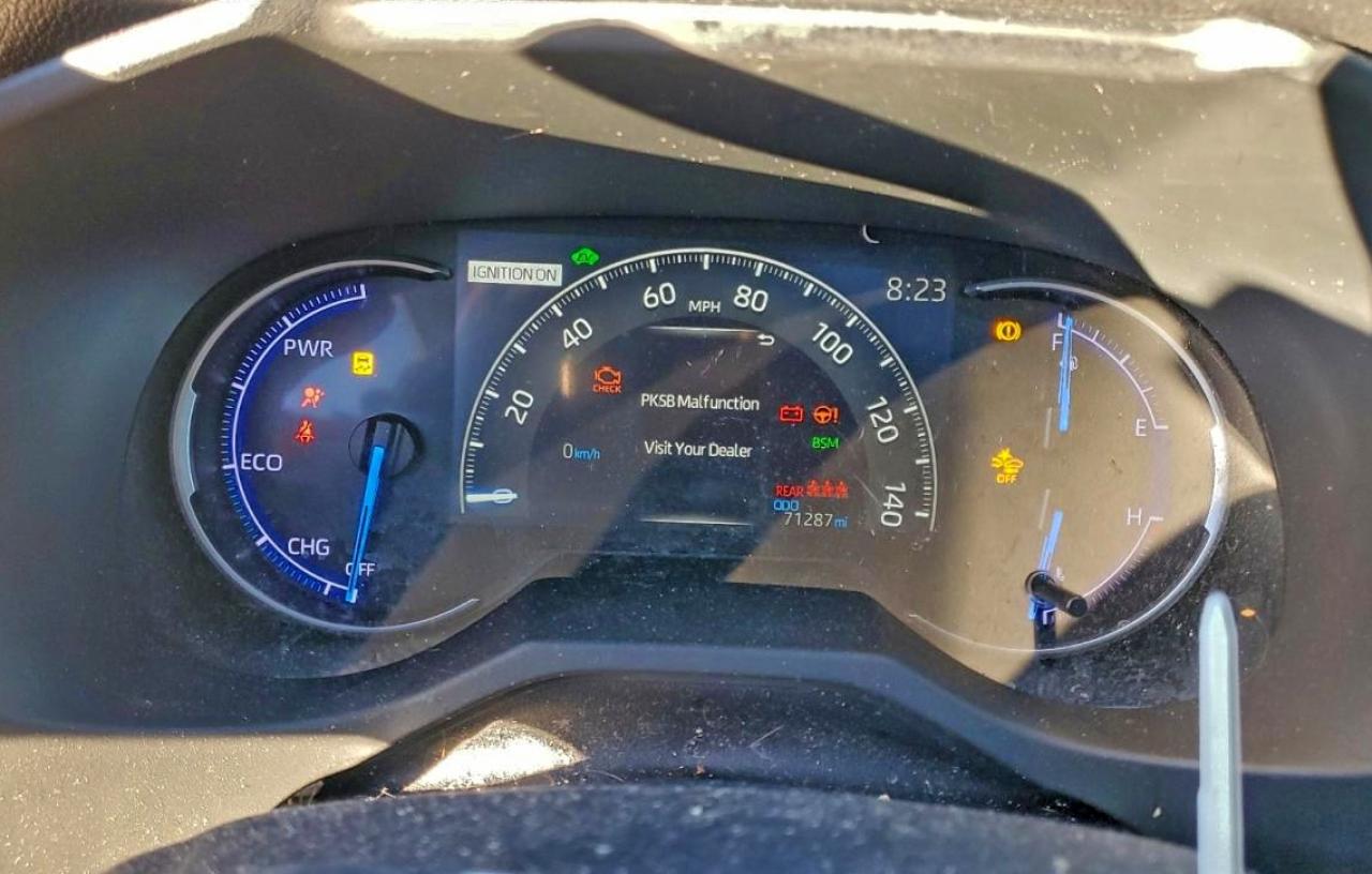 2019 TOYOTA RAV4 LIMITED photo 17