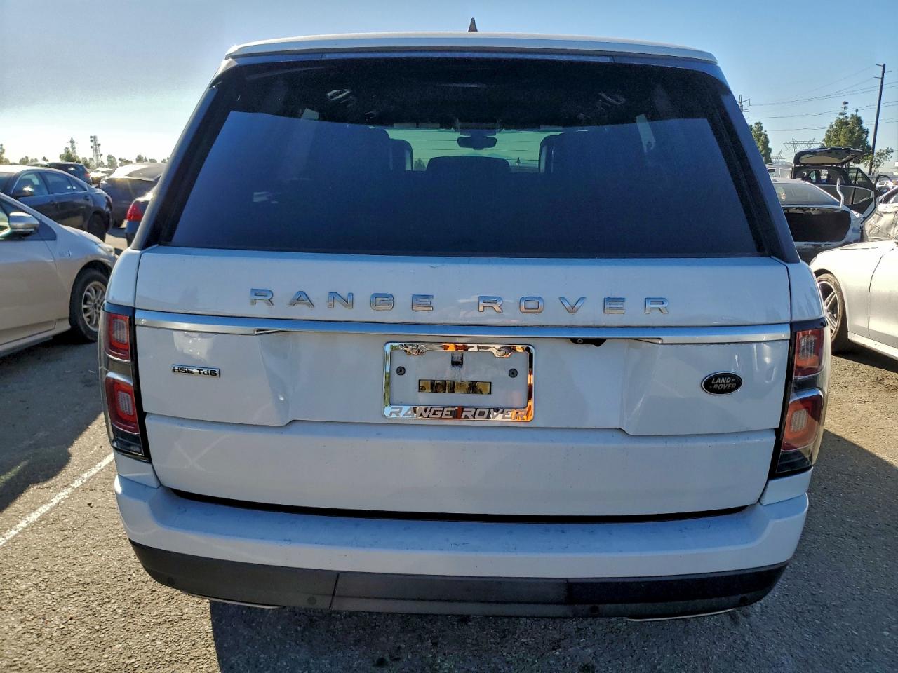 2018 LAND ROVER RANGE ROVER HSE photo 6