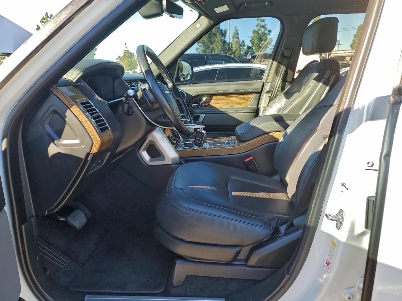 2018 LAND ROVER RANGE ROVER HSE photo 7