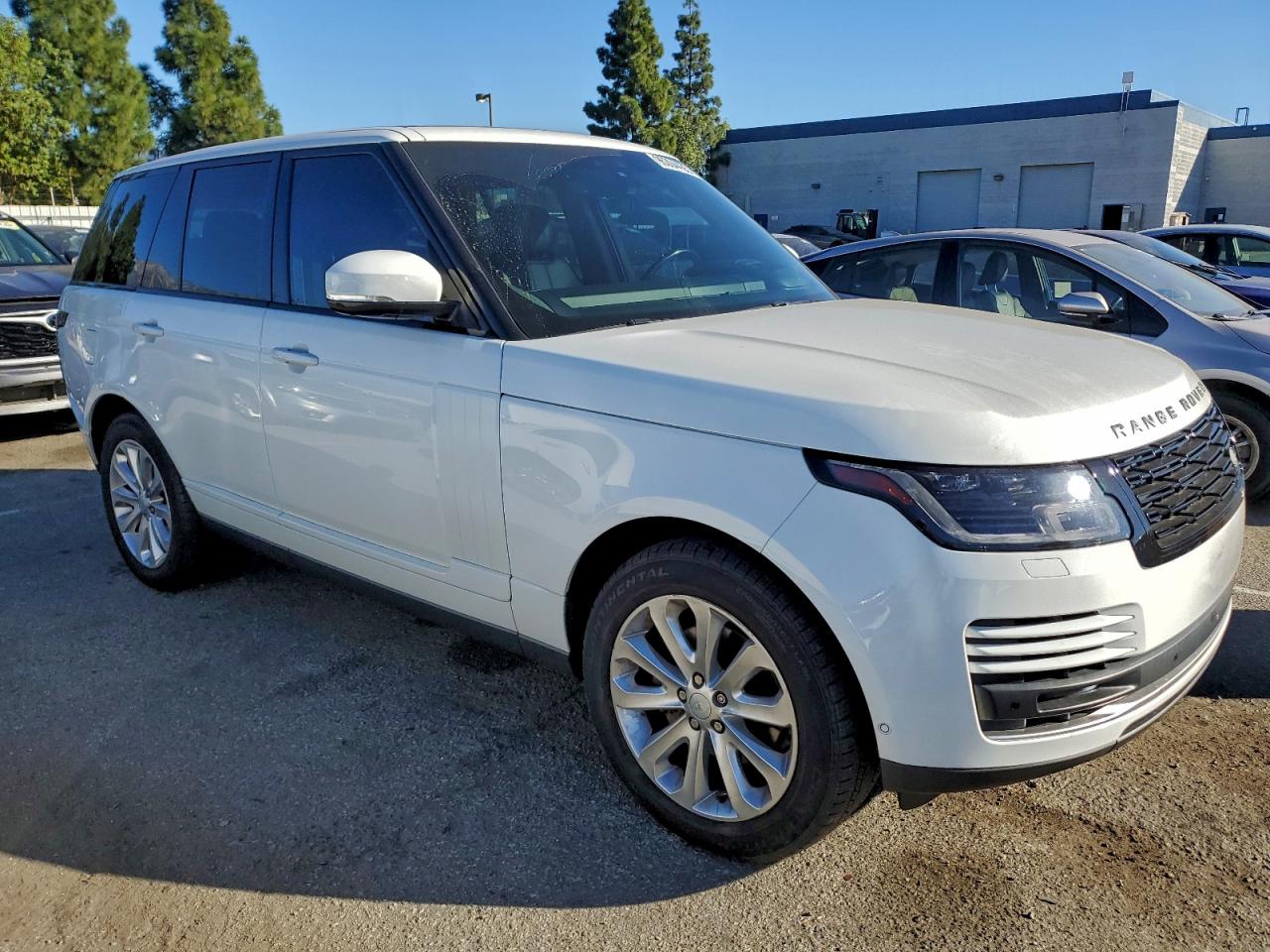 2018 LAND ROVER RANGE ROVER HSE photo 4