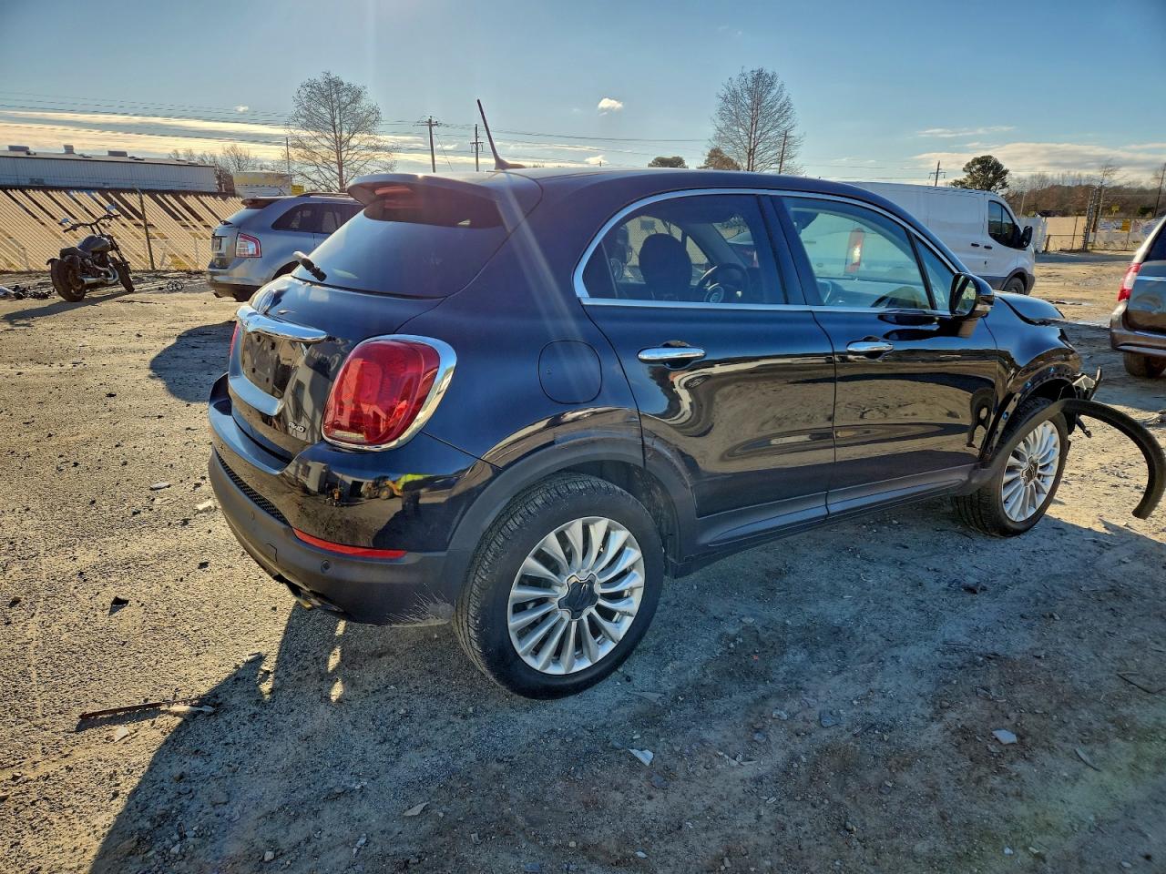 2016 FIAT 500X LOUNGE photo 3