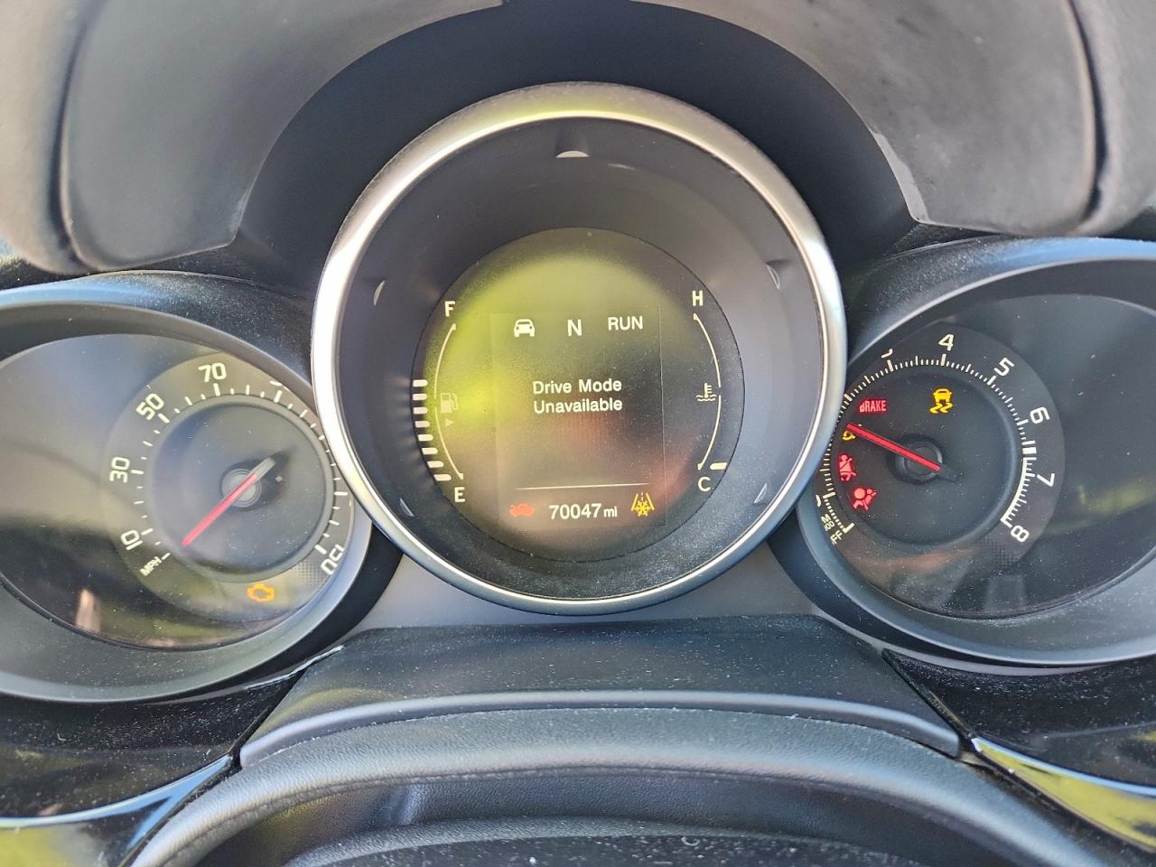 2016 FIAT 500X LOUNGE photo 9
