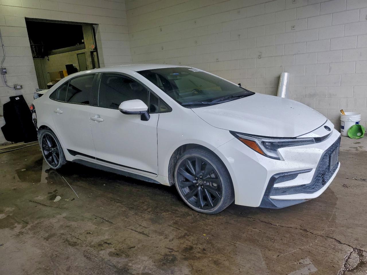 2023 TOYOTA COROLLA SE photo 4