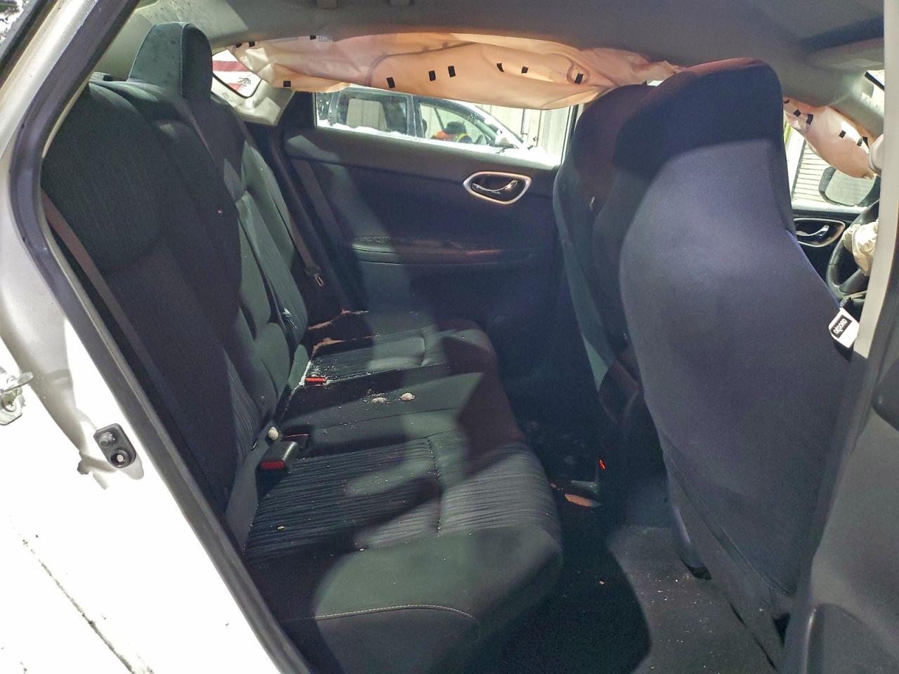 2019 NISSAN SENTRA S photo 19