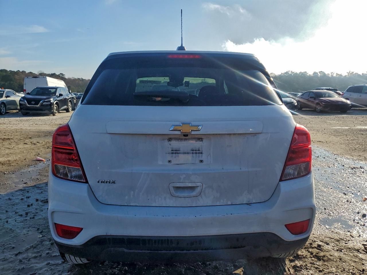 2020 CHEVROLET TRAX LS photo 6