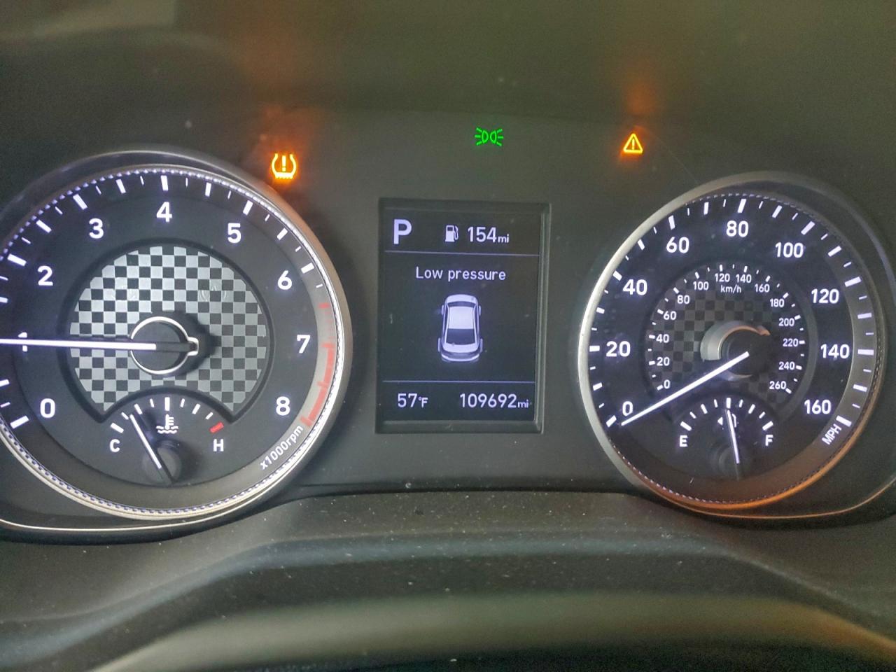 2020 HYUNDAI ELANTRA SEL photo 9