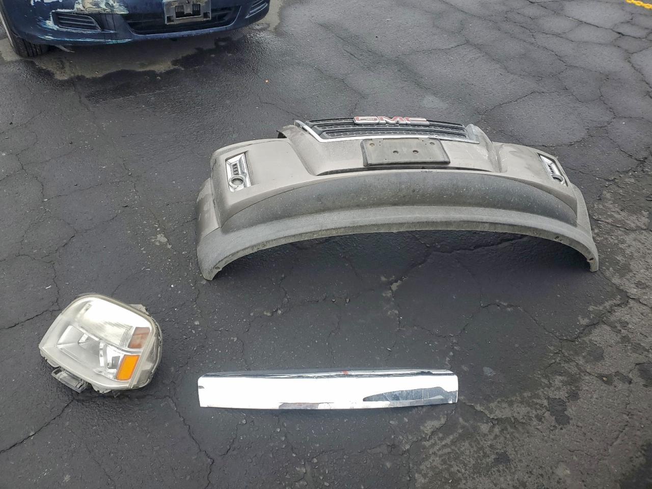 2012 GMC TERRAIN SLE photo 13