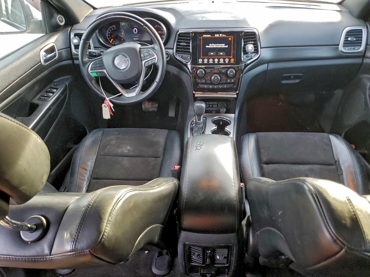 2019 JEEP GRAND CHEROKEE LAREDO photo 8