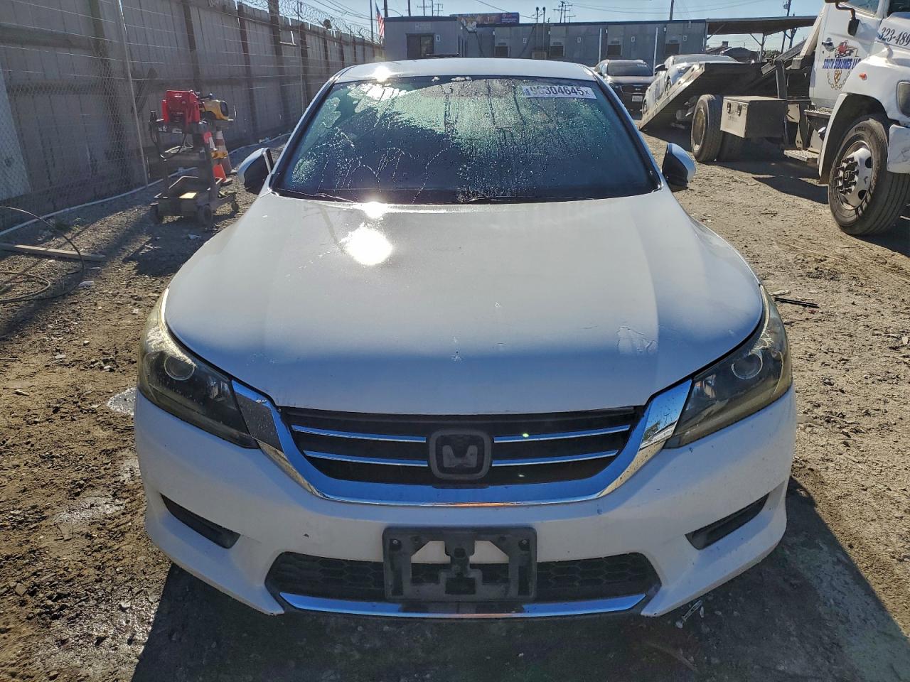 2013 HONDA ACCORD LX photo 5