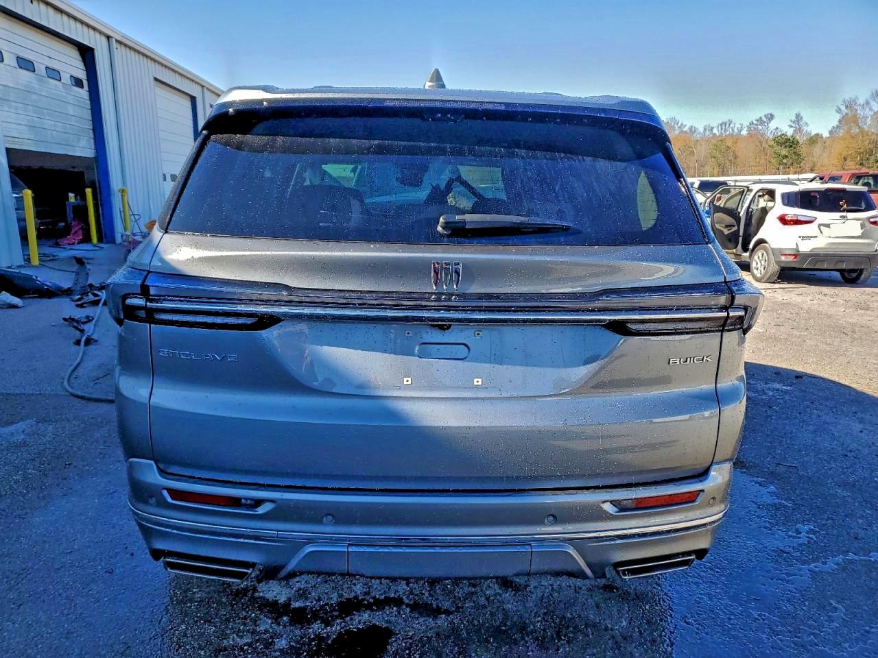 2025 BUICK ENCLAVE AVENIR photo 6