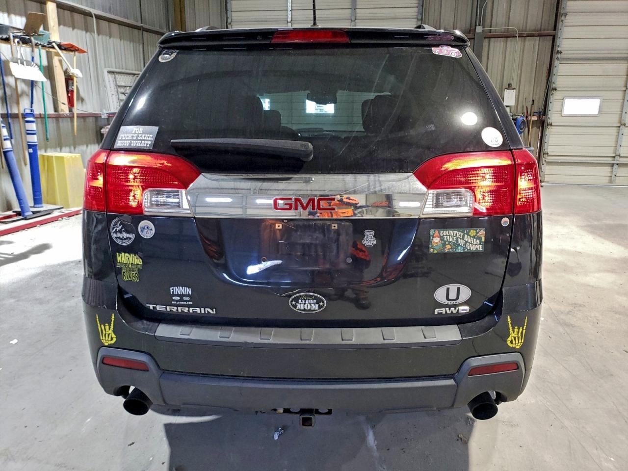 2015 GMC TERRAIN SLT photo 6