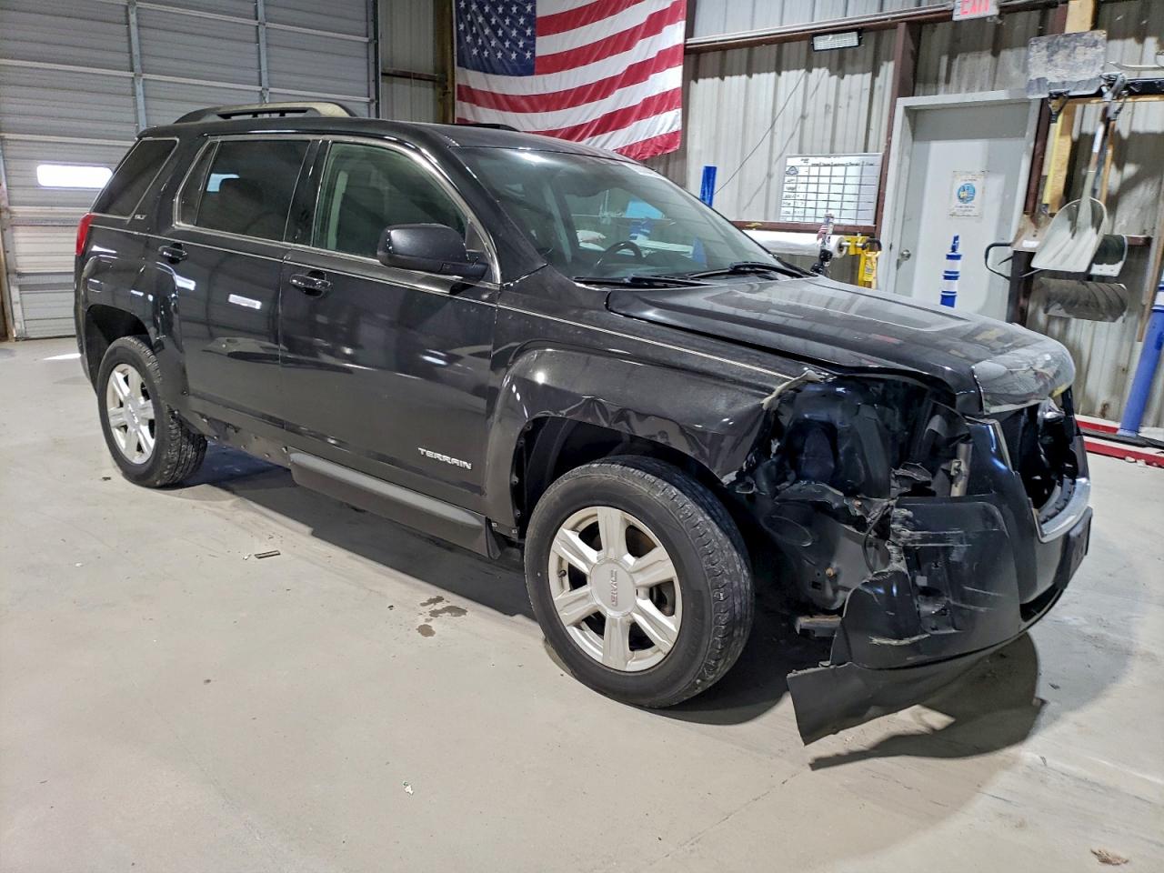 2015 GMC TERRAIN SLT photo 4