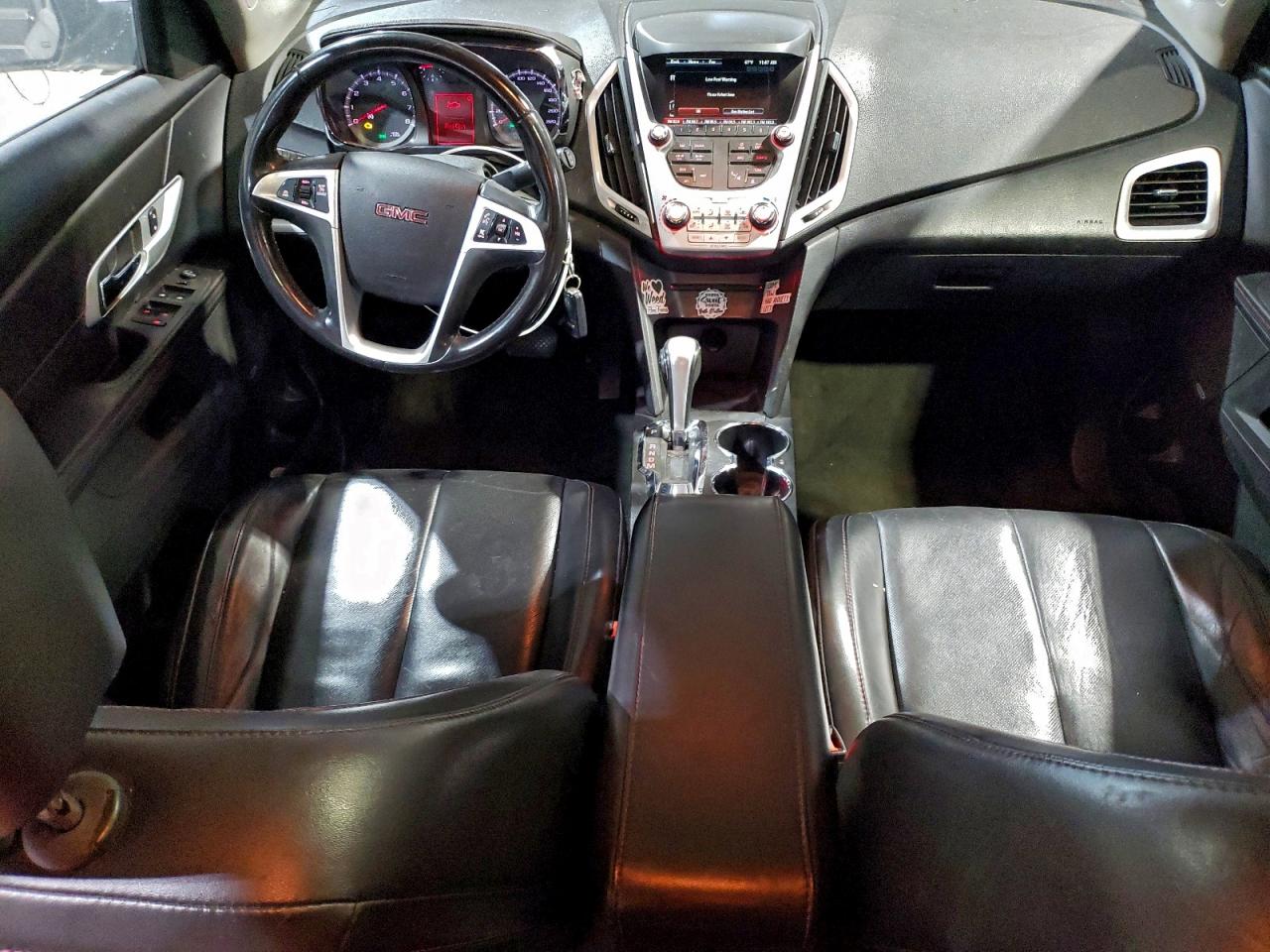 2015 GMC TERRAIN SLT photo 8