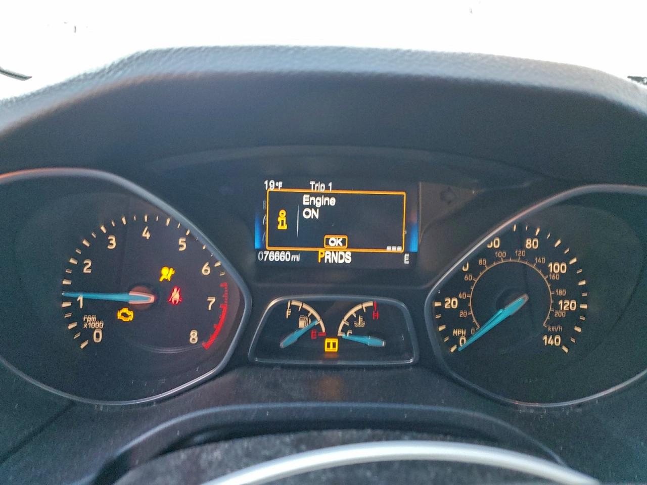 2015 FORD FOCUS SE photo 9