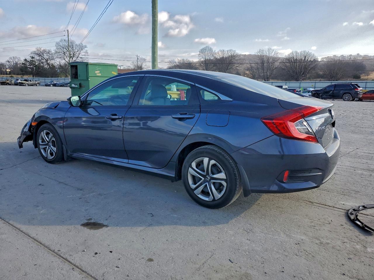 2016 HONDA CIVIC LX photo 3