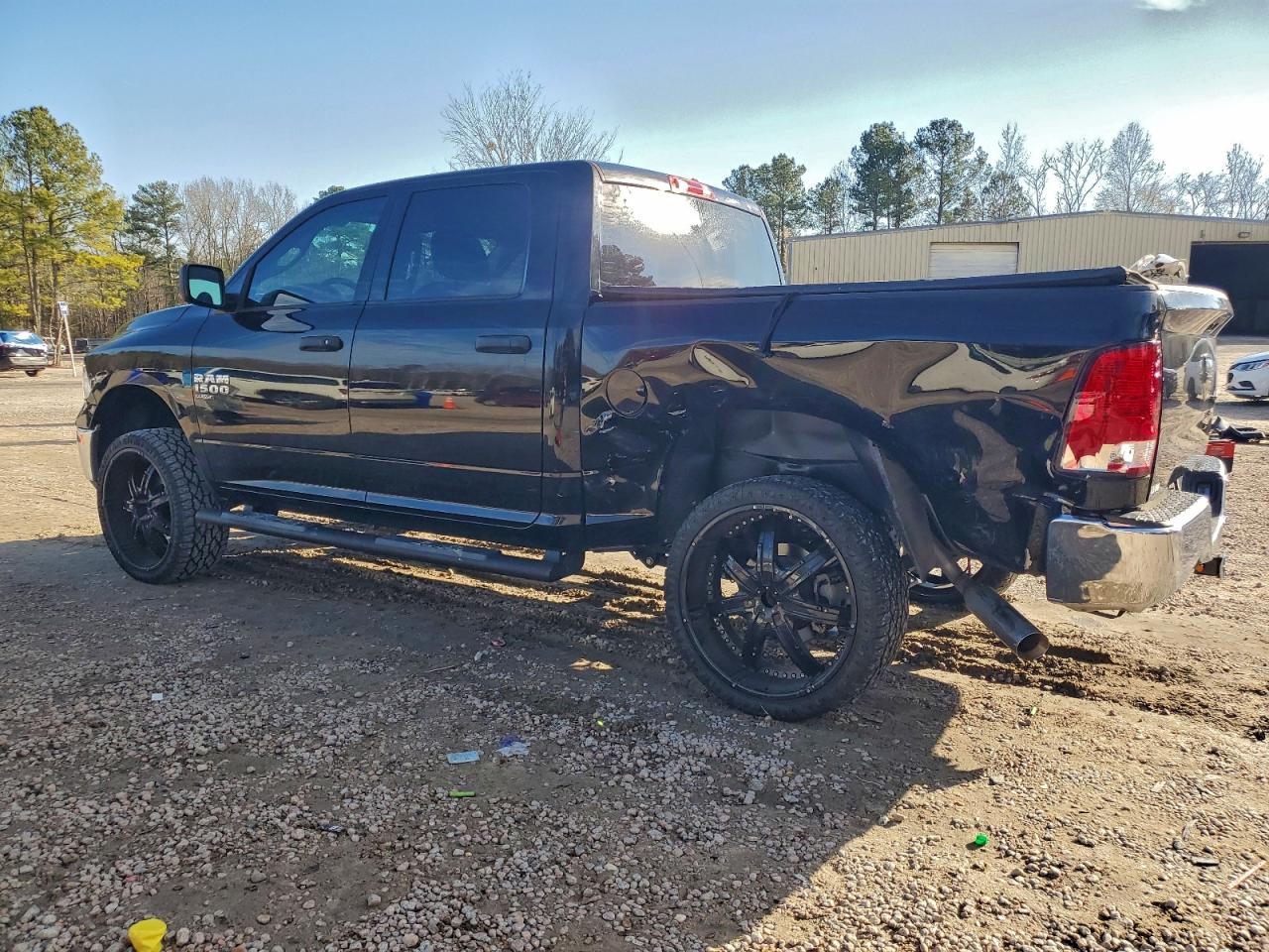 2022 RAM 1500 CLASSIC TRADESMAN photo 2