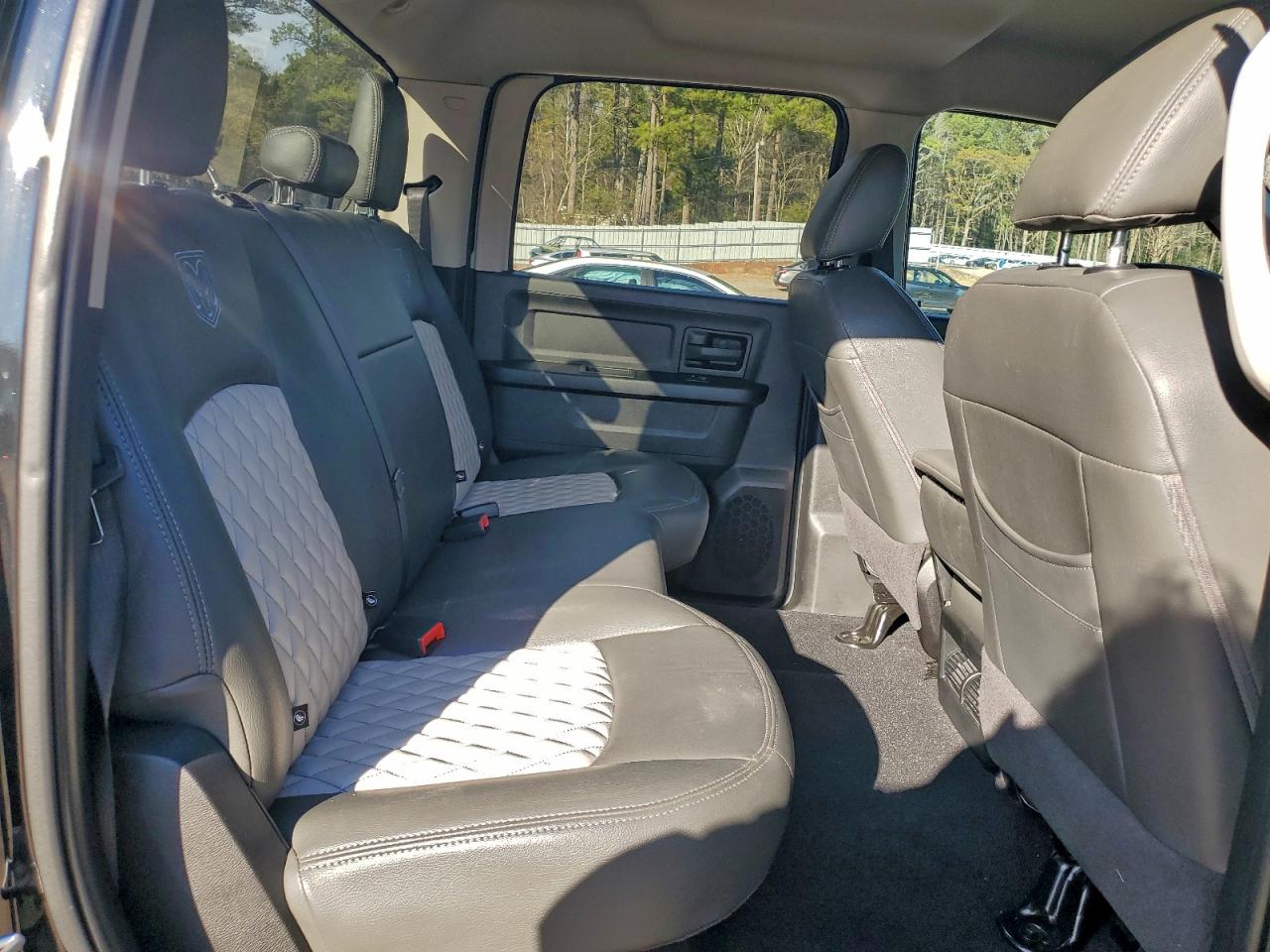 2022 RAM 1500 CLASSIC TRADESMAN photo 10