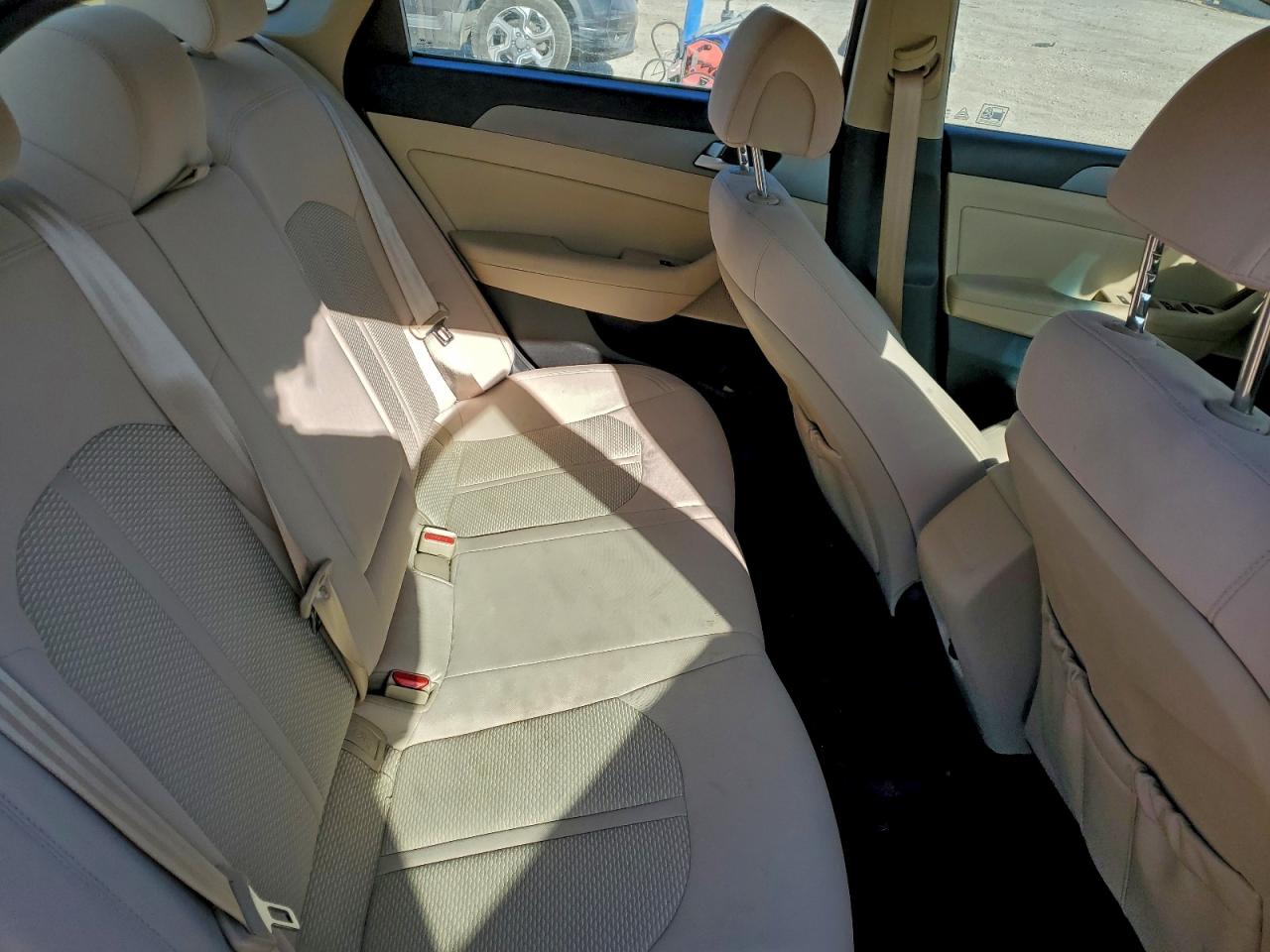2015 HYUNDAI SONATA SE photo 10