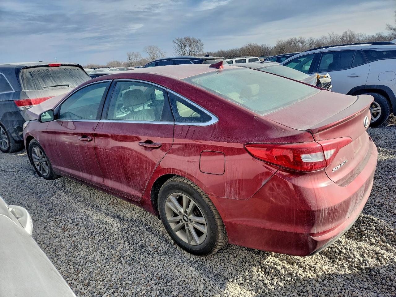 2015 HYUNDAI SONATA SE photo 2