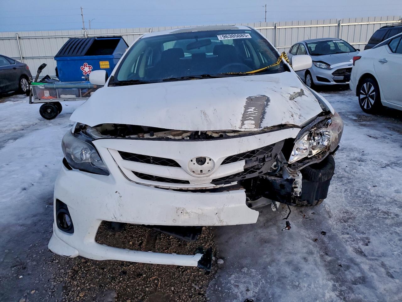 2013 TOYOTA COROLLA photo 5