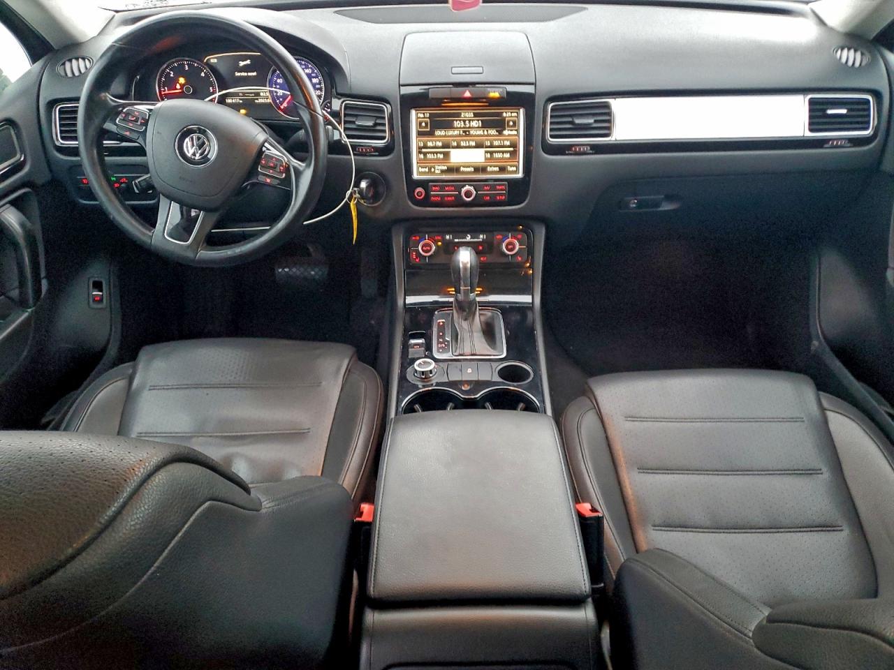 2014 VOLKSWAGEN TOUAREG TDI photo 8