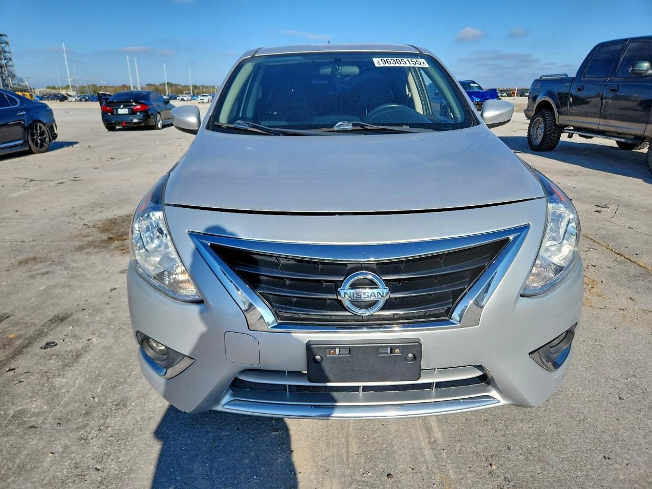 2018 NISSAN VERSA S photo 5