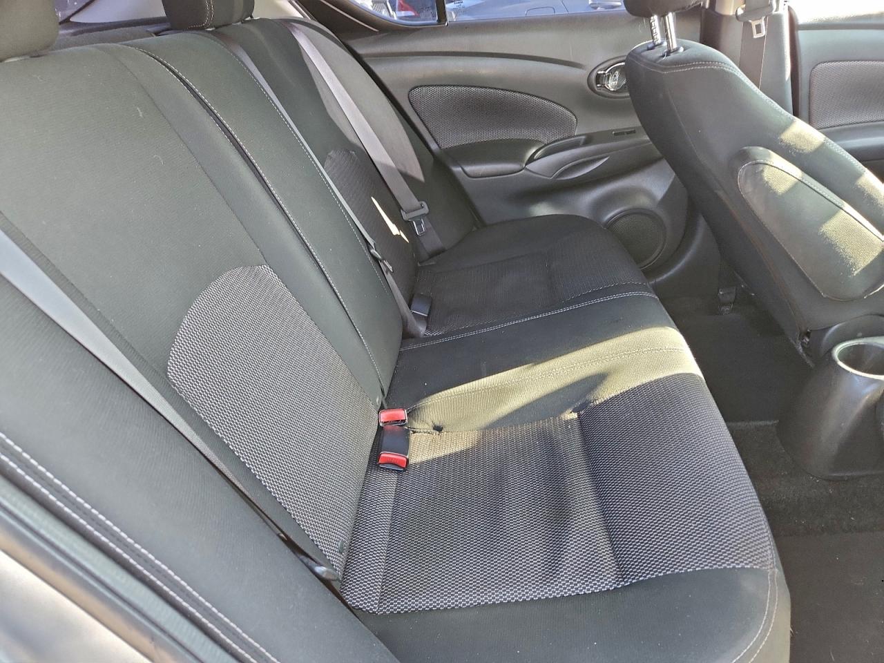 2018 NISSAN VERSA S photo 10