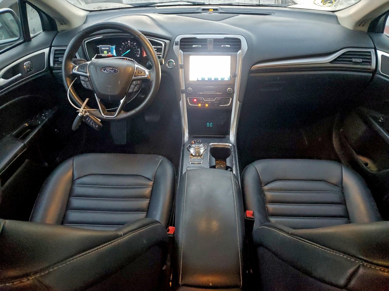 2020 FORD FUSION SEL photo 8