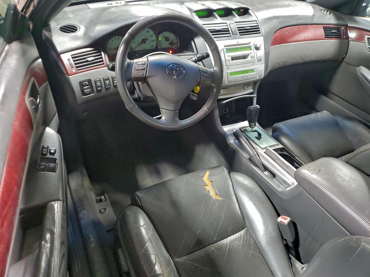 2004 TOYOTA CAMRY SOLARA SE photo 8