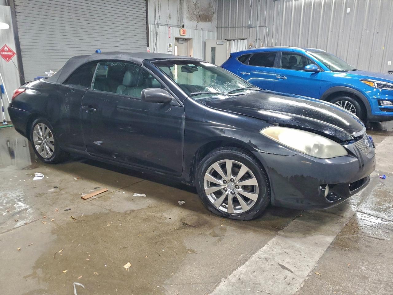 2004 TOYOTA CAMRY SOLARA SE photo 4
