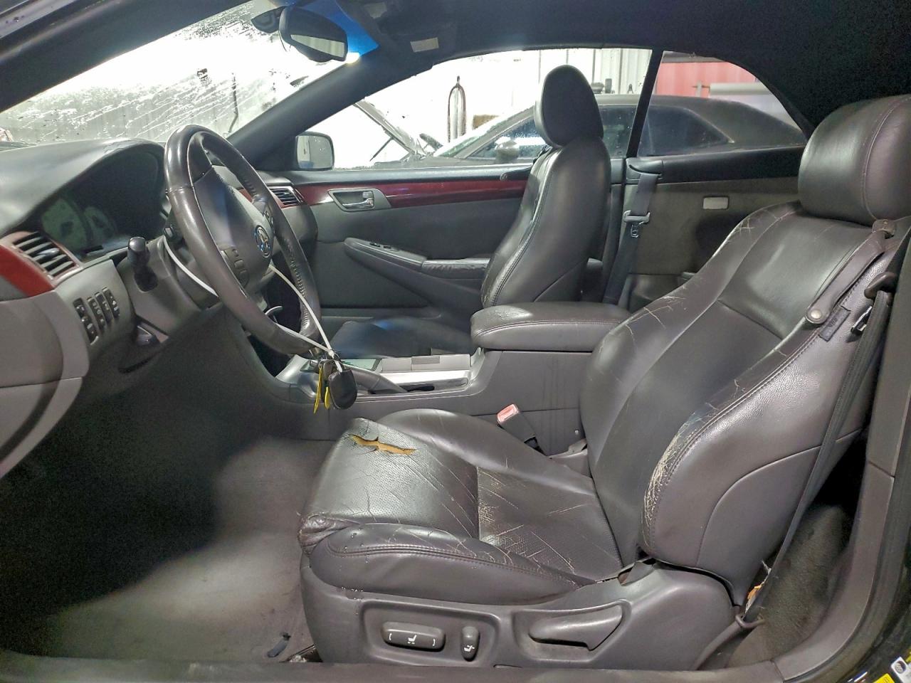 2004 TOYOTA CAMRY SOLARA SE photo 7